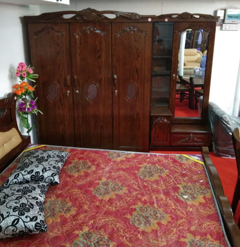 Stylish Victorian Sampian Color Bed, Wooden Victorian Headboard Designs Malaysia